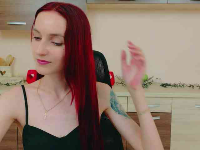 Julia-Jae webcam