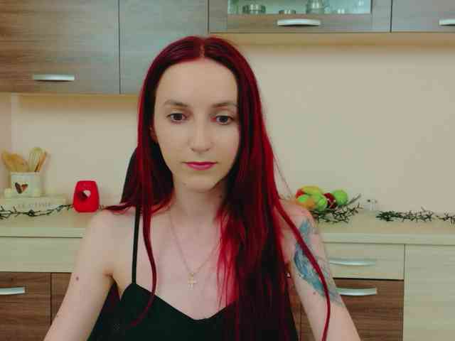 Julia-Jae webcam