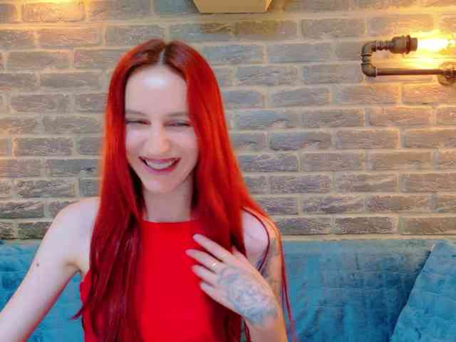 Julia-Jae webcam
