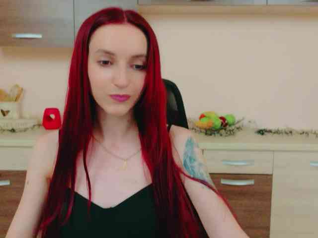 Julia-Jae webcam