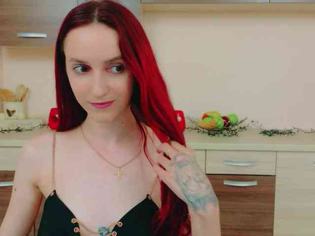 Julia-Jae webcam