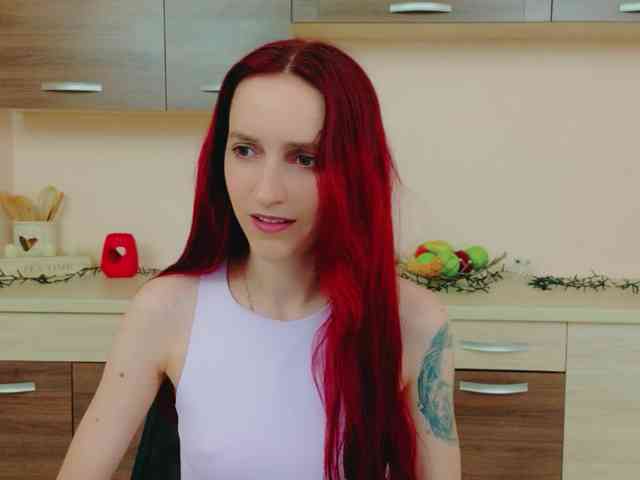 Julia-Jae webcam