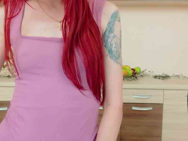 Julia-Jae webcam