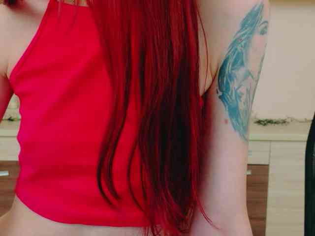 Julia-Jae webcam