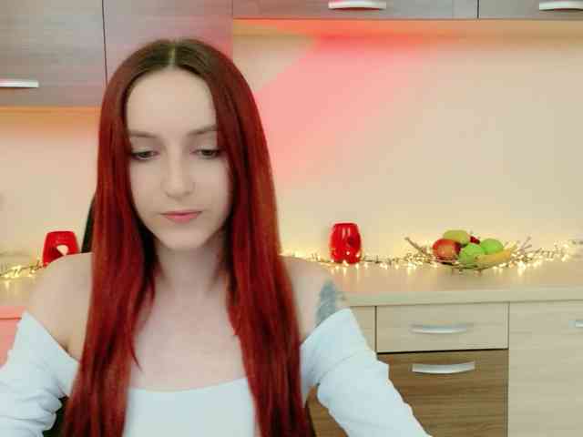 Julia-Jae webcam