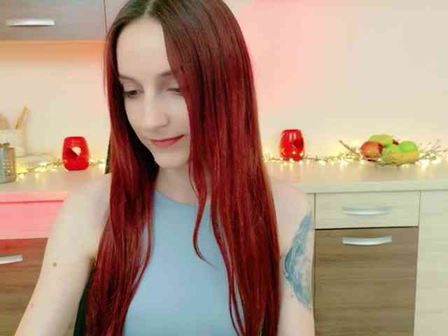 Julia-Jae webcam