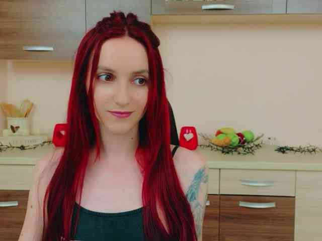 Julia-Jae webcam