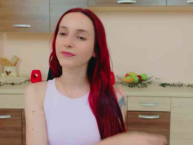 Julia-Jae webcam