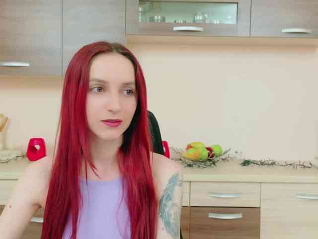 Julia-Jae webcam