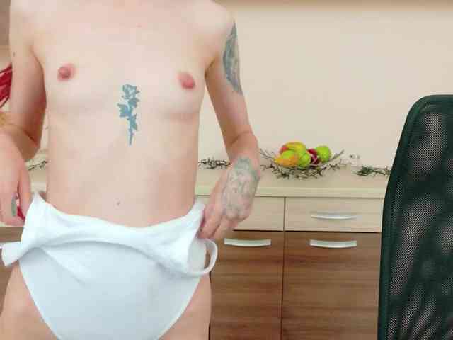 Julia-Jae webcam