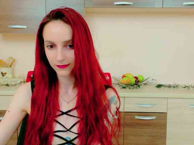 Julia-Jae webcam