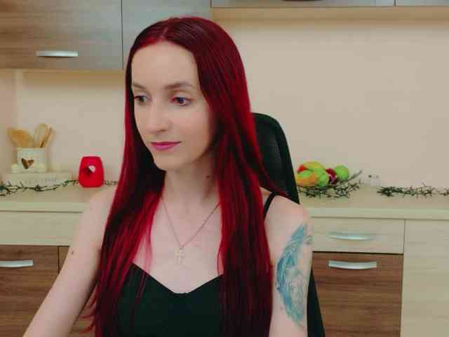 Julia-Jae webcam