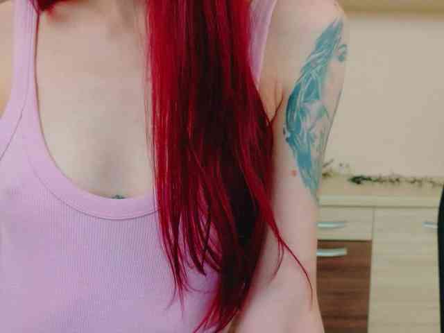 Julia-Jae webcam