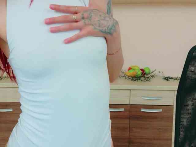 Julia-Jae webcam