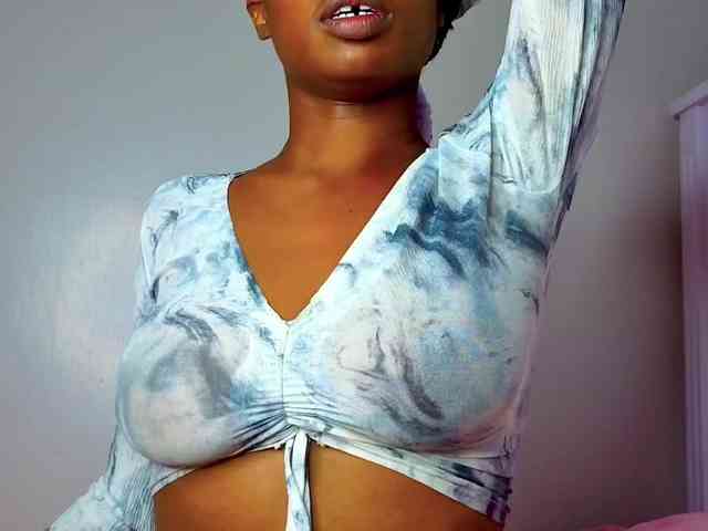 Sexy-fuck-Doll webcam