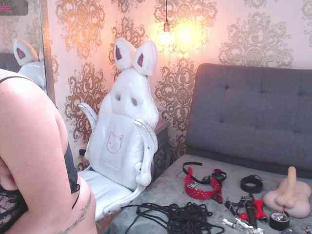 kendylovelans's live room