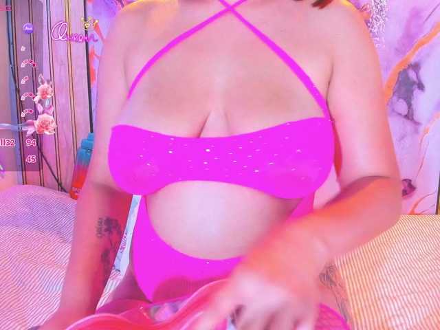 Violethorny05 live cam on BongaCams