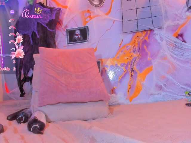 Violethorny05 live cam on BongaCams