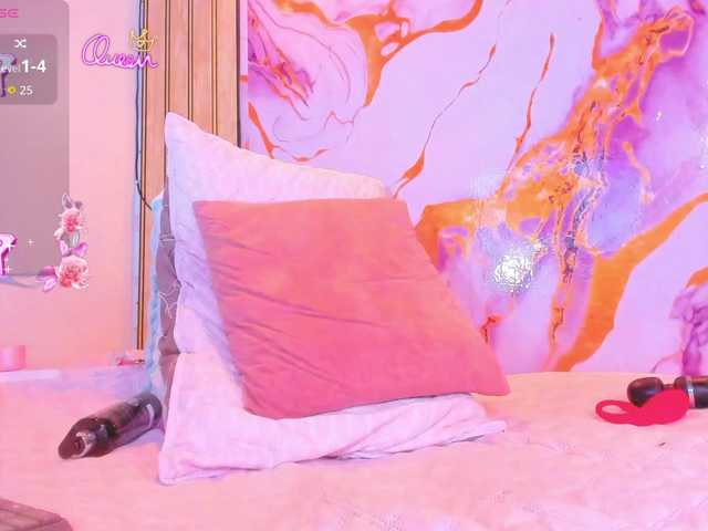 Violethorny05 live cam on BongaCams
