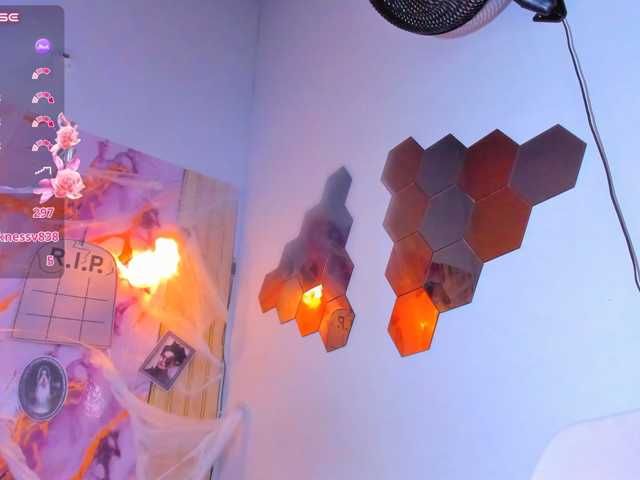 Violethorny05 live cam on BongaCams
