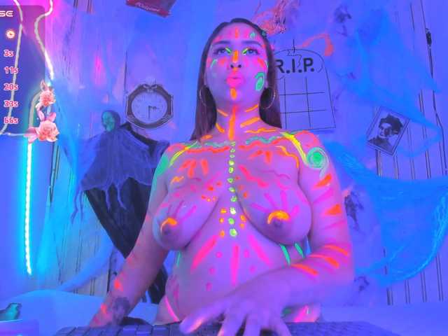 Violethorny05