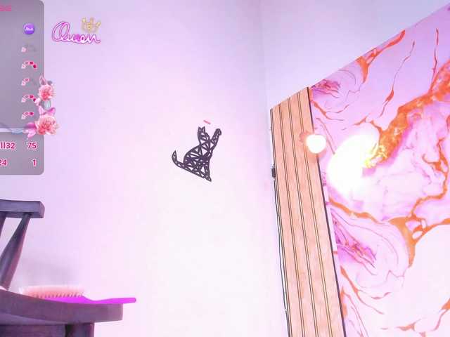Violethorny05 live webcam show