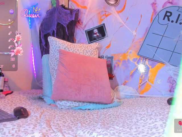 Violethorny05 live cam on BongaCams