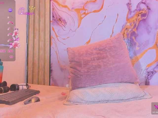 Violethorny05 live cam on BongaCams