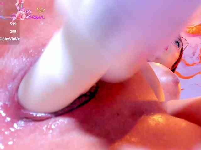 Violethorny05 webcam