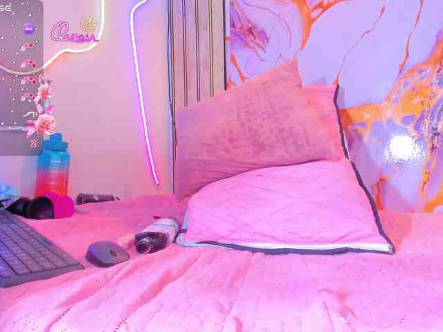 Violethorny05 webcam