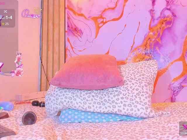 Violethorny05 webcam