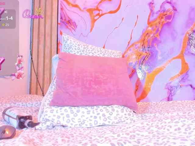 violethorny05's live room