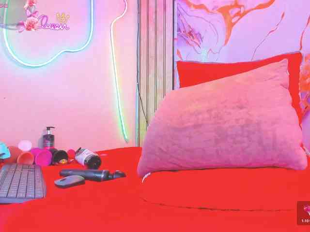 Violethorny05 webcam
