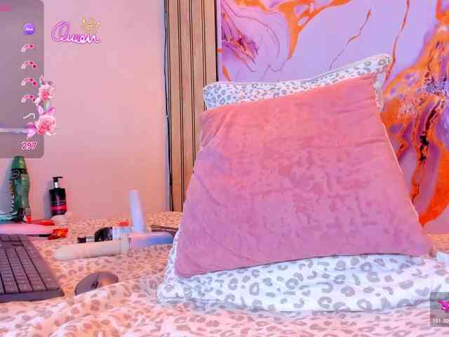 Violethorny05 webcam