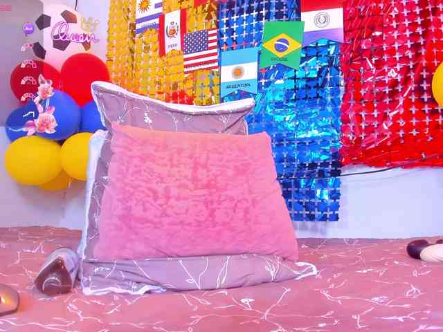 Violethorny05 webcam
