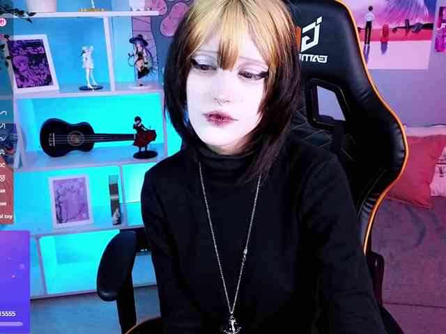 モデル: Setsunai