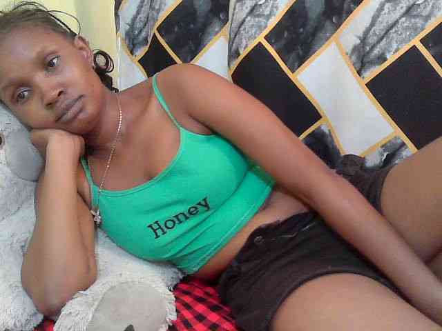 sexybounty2 webcam