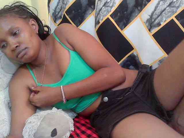 sexybounty2 webcam