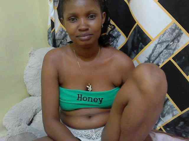 sexybounty2 webcam