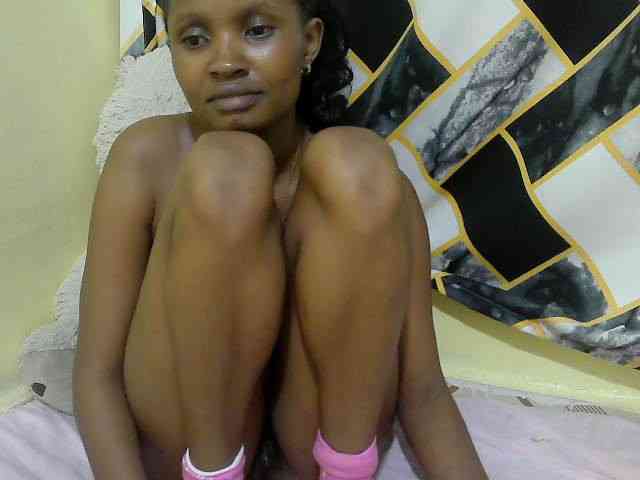 sexybounty2 webcam