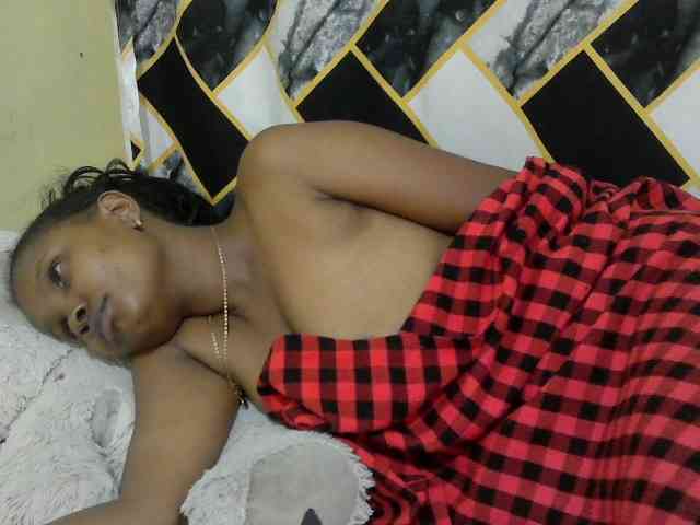sexybounty2 webcam