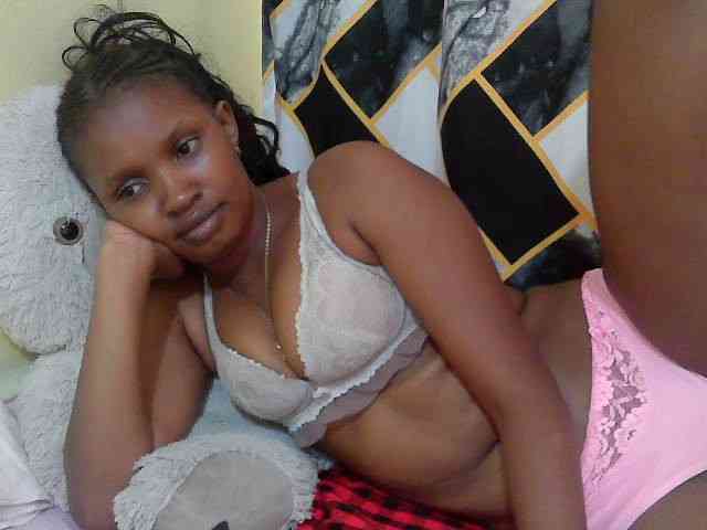 sexybounty2 webcam