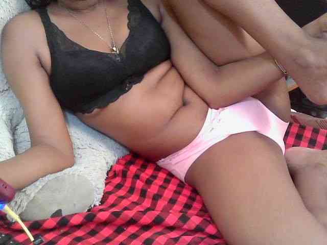 sexybounty2 webcam