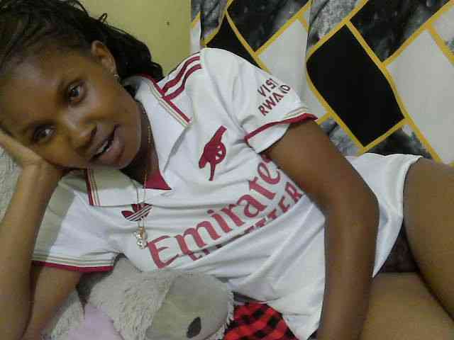 sexybounty2 webcam