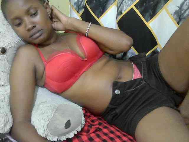 sexybounty2 webcam