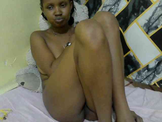 sexybounty2 webcam
