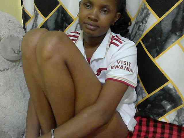 sexybounty2 webcam