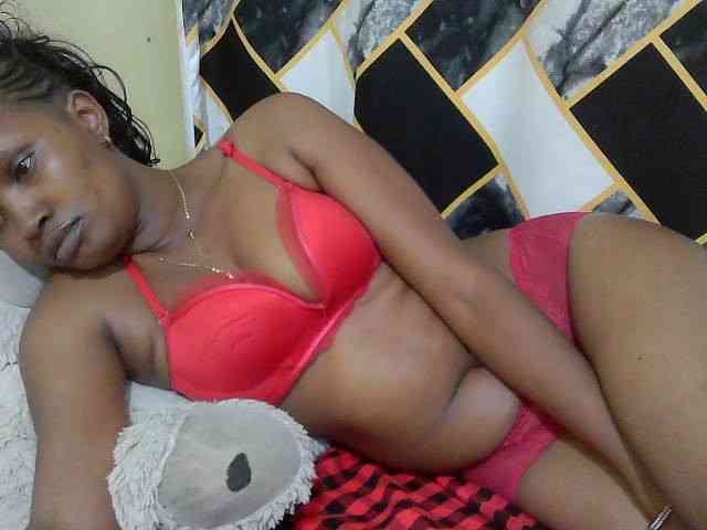 sexybounty2 webcam