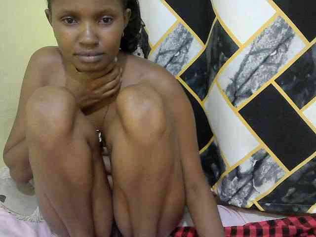 sexybounty2 webcam