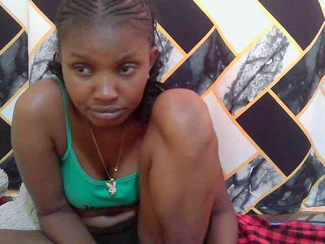 sexybounty2 webcam
